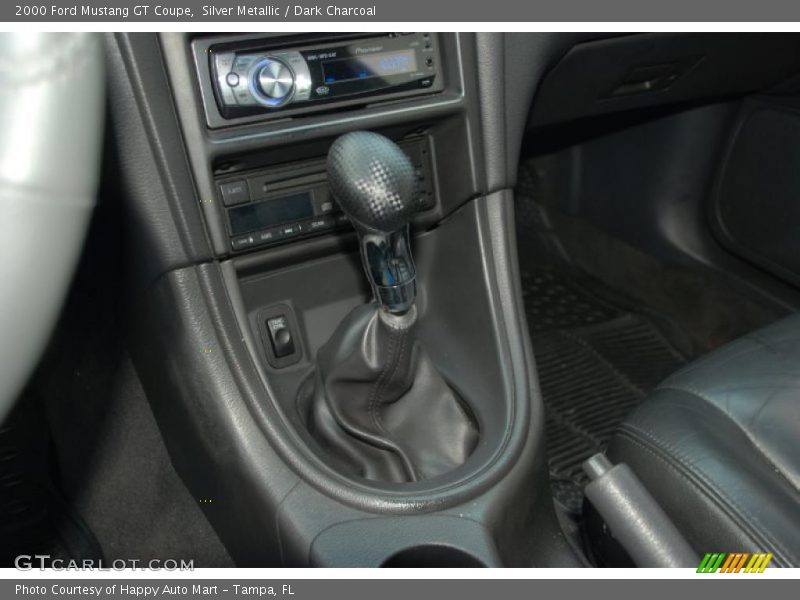 Silver Metallic / Dark Charcoal 2000 Ford Mustang GT Coupe