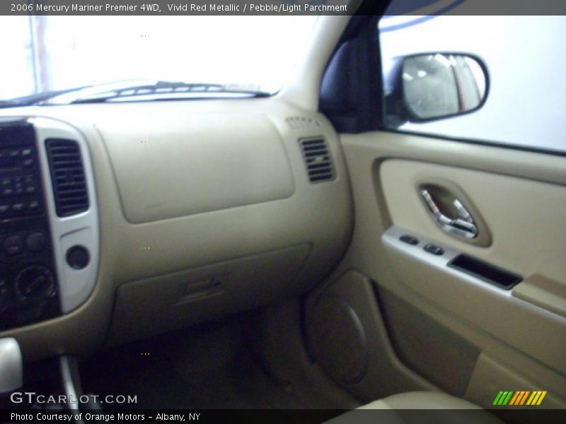 Vivid Red Metallic / Pebble/Light Parchment 2006 Mercury Mariner Premier 4WD