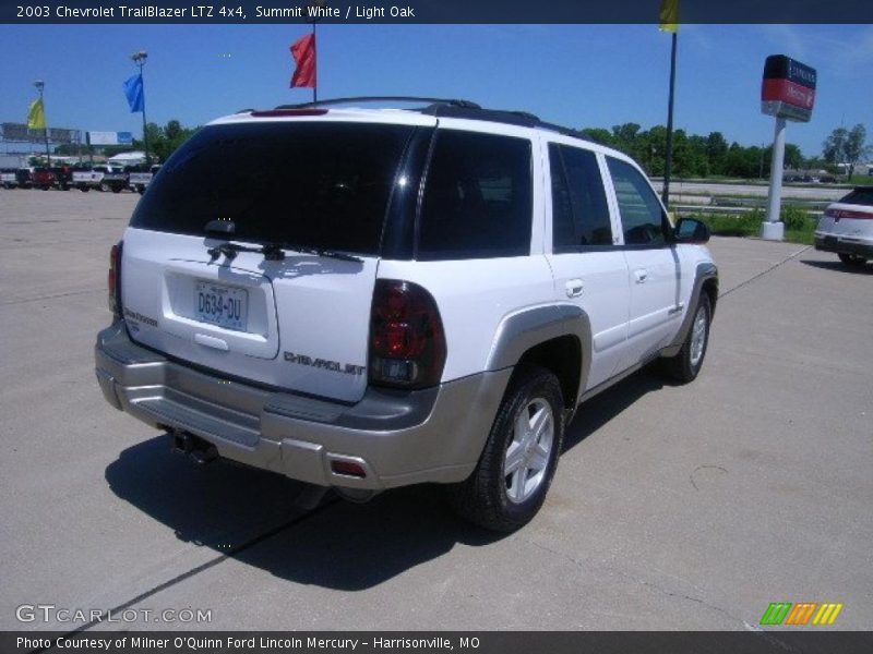 Summit White / Light Oak 2003 Chevrolet TrailBlazer LTZ 4x4
