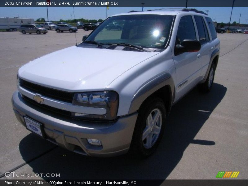 Summit White / Light Oak 2003 Chevrolet TrailBlazer LTZ 4x4