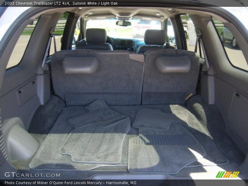 Summit White / Light Oak 2003 Chevrolet TrailBlazer LTZ 4x4