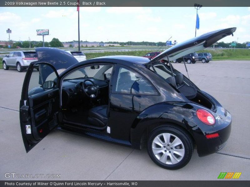 Black / Black 2009 Volkswagen New Beetle 2.5 Coupe