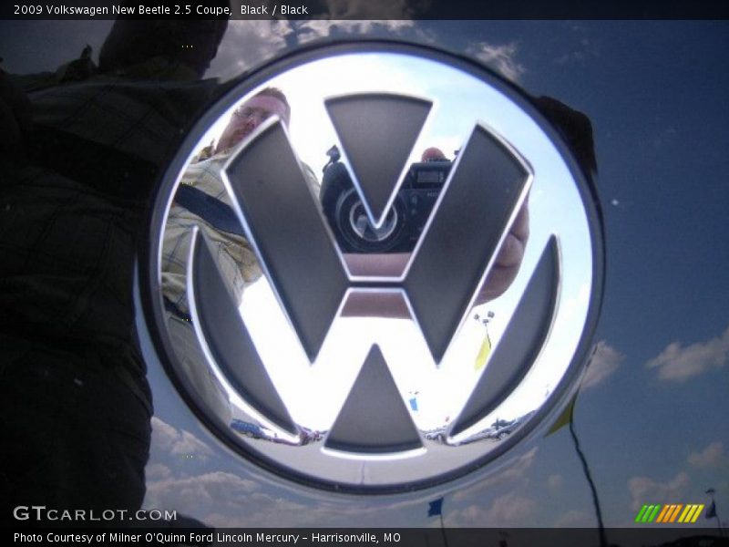 Black / Black 2009 Volkswagen New Beetle 2.5 Coupe