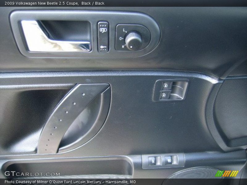 Black / Black 2009 Volkswagen New Beetle 2.5 Coupe
