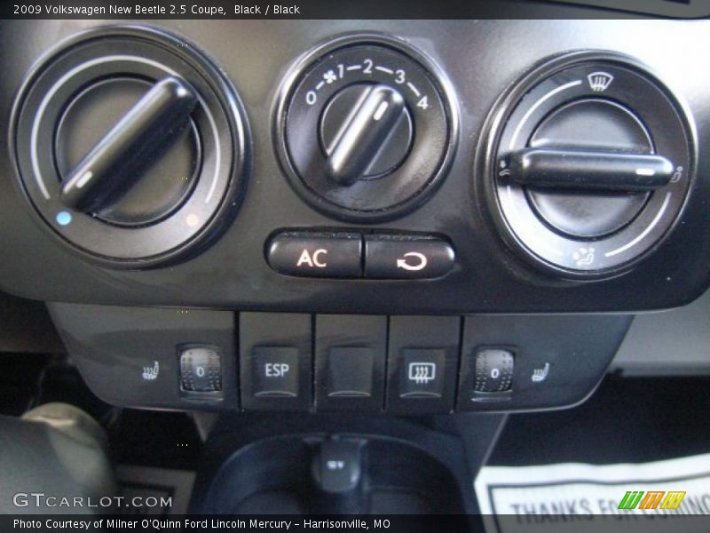 Black / Black 2009 Volkswagen New Beetle 2.5 Coupe