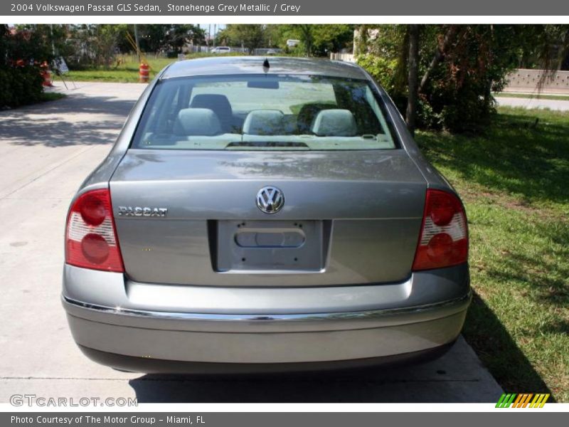 Stonehenge Grey Metallic / Grey 2004 Volkswagen Passat GLS Sedan