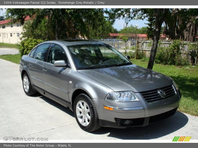 Stonehenge Grey Metallic / Grey 2004 Volkswagen Passat GLS Sedan