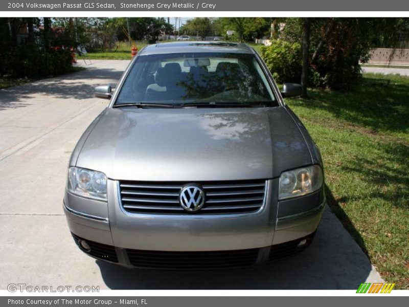 Stonehenge Grey Metallic / Grey 2004 Volkswagen Passat GLS Sedan