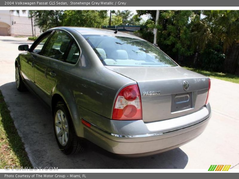 Stonehenge Grey Metallic / Grey 2004 Volkswagen Passat GLS Sedan