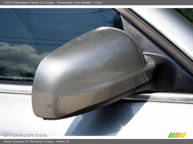 Stonehenge Grey Metallic / Grey 2004 Volkswagen Passat GLS Sedan