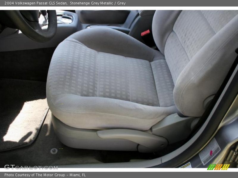 Stonehenge Grey Metallic / Grey 2004 Volkswagen Passat GLS Sedan
