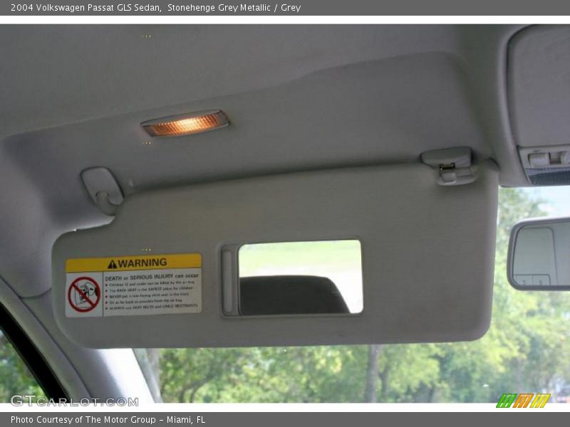 Stonehenge Grey Metallic / Grey 2004 Volkswagen Passat GLS Sedan