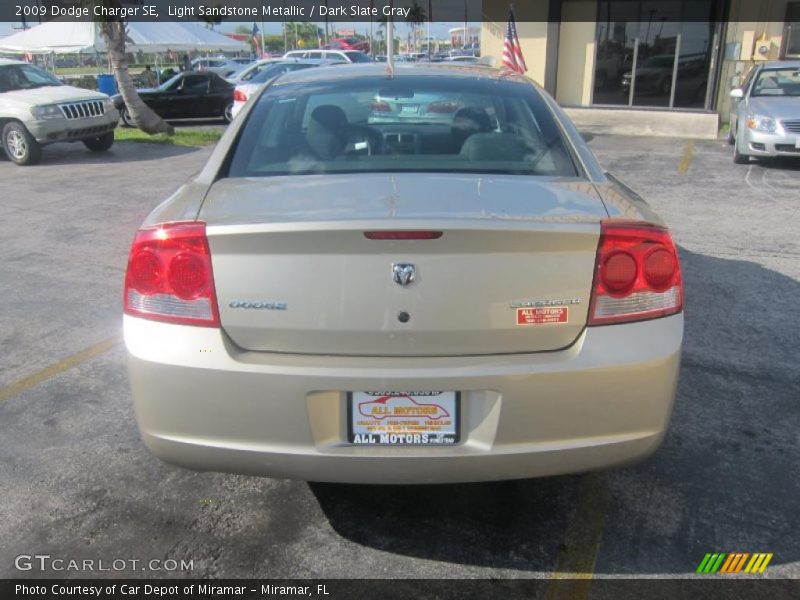 Light Sandstone Metallic / Dark Slate Gray 2009 Dodge Charger SE