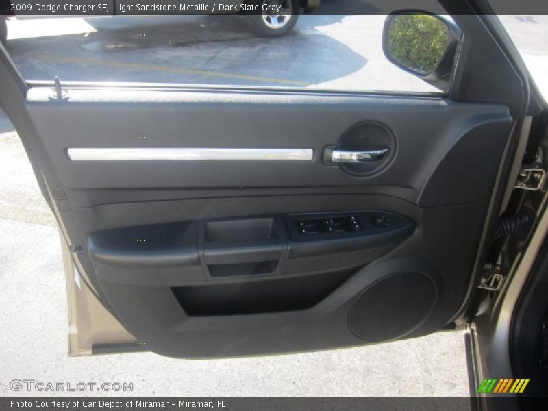 Light Sandstone Metallic / Dark Slate Gray 2009 Dodge Charger SE