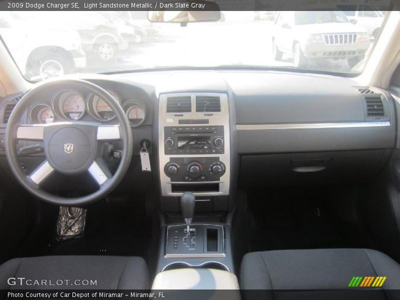 Light Sandstone Metallic / Dark Slate Gray 2009 Dodge Charger SE