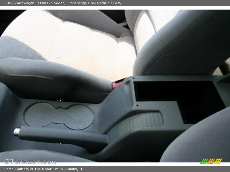 Stonehenge Grey Metallic / Grey 2004 Volkswagen Passat GLS Sedan