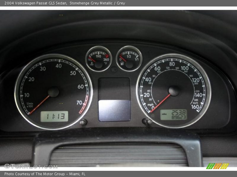 Stonehenge Grey Metallic / Grey 2004 Volkswagen Passat GLS Sedan
