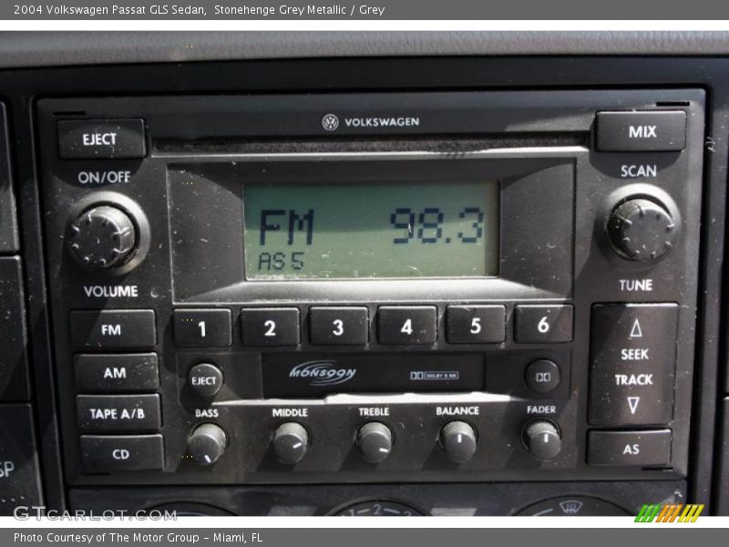 Stonehenge Grey Metallic / Grey 2004 Volkswagen Passat GLS Sedan