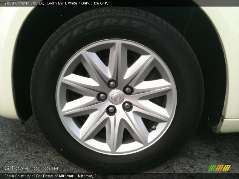Cool Vanilla White / Dark Slate Gray 2008 Chrysler 300 LX