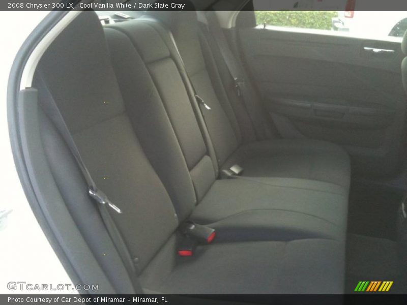 Cool Vanilla White / Dark Slate Gray 2008 Chrysler 300 LX