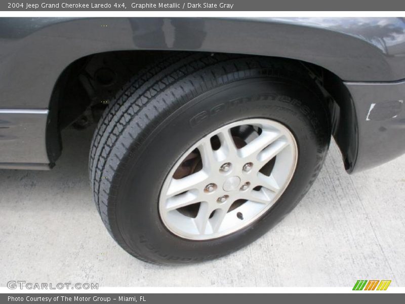Graphite Metallic / Dark Slate Gray 2004 Jeep Grand Cherokee Laredo 4x4
