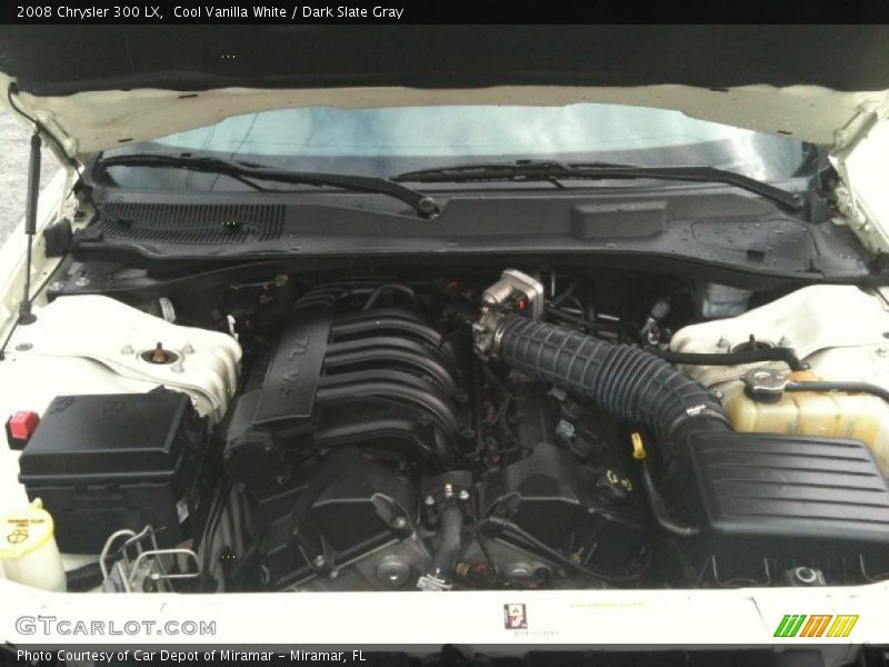 Cool Vanilla White / Dark Slate Gray 2008 Chrysler 300 LX