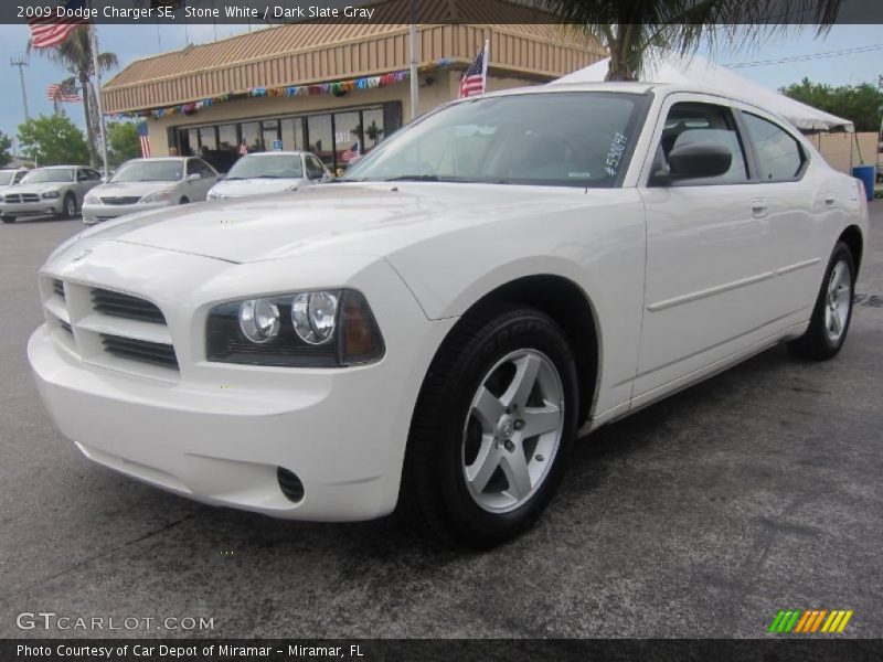 Stone White / Dark Slate Gray 2009 Dodge Charger SE