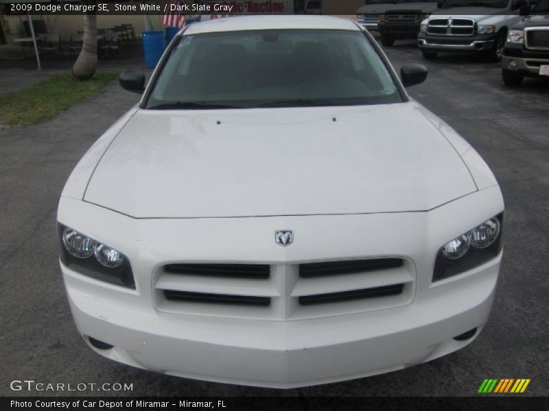 Stone White / Dark Slate Gray 2009 Dodge Charger SE