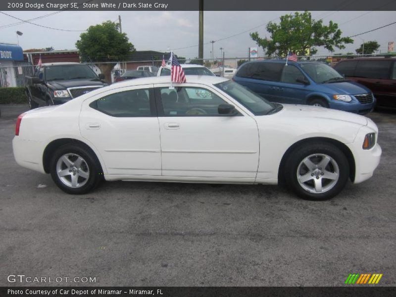 Stone White / Dark Slate Gray 2009 Dodge Charger SE