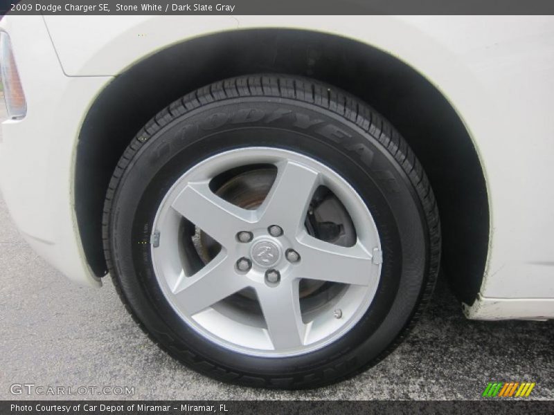 Stone White / Dark Slate Gray 2009 Dodge Charger SE