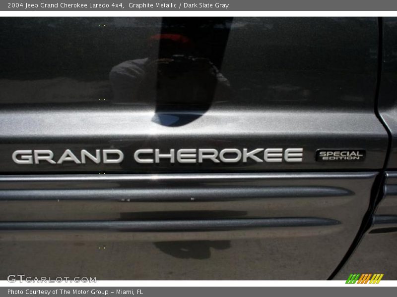 Graphite Metallic / Dark Slate Gray 2004 Jeep Grand Cherokee Laredo 4x4