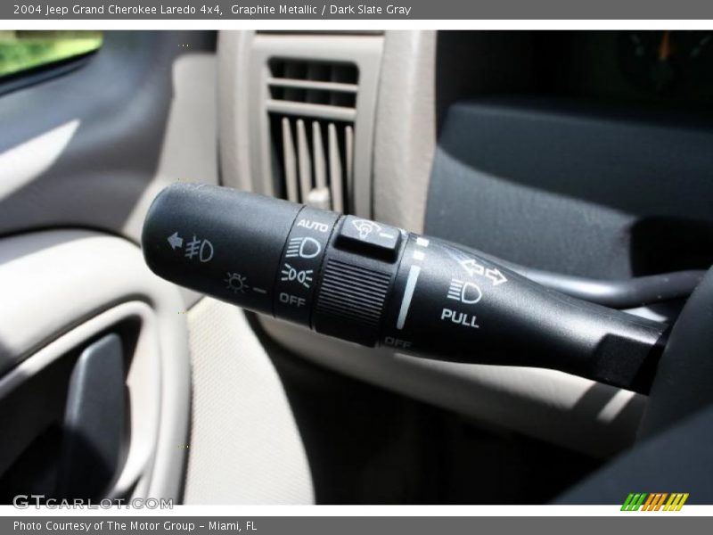 Graphite Metallic / Dark Slate Gray 2004 Jeep Grand Cherokee Laredo 4x4