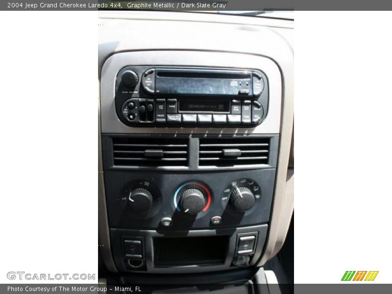 Graphite Metallic / Dark Slate Gray 2004 Jeep Grand Cherokee Laredo 4x4