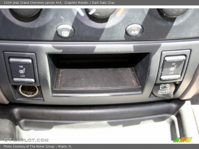 Graphite Metallic / Dark Slate Gray 2004 Jeep Grand Cherokee Laredo 4x4