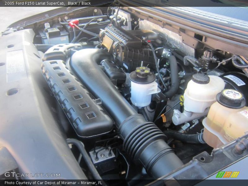 Black / Black 2005 Ford F150 Lariat SuperCab