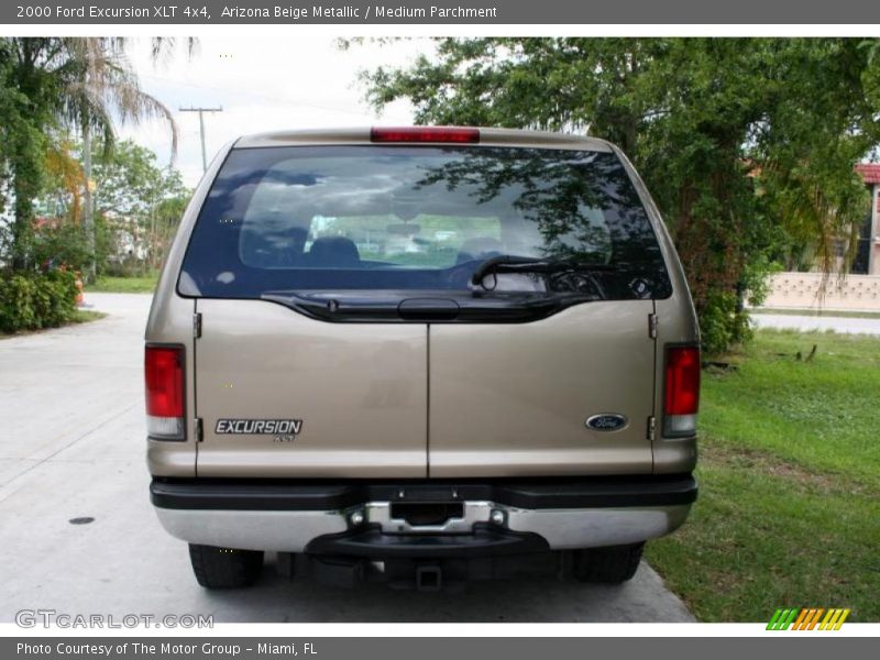 Arizona Beige Metallic / Medium Parchment 2000 Ford Excursion XLT 4x4