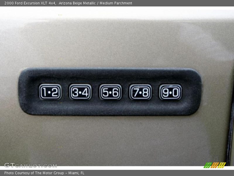 Arizona Beige Metallic / Medium Parchment 2000 Ford Excursion XLT 4x4