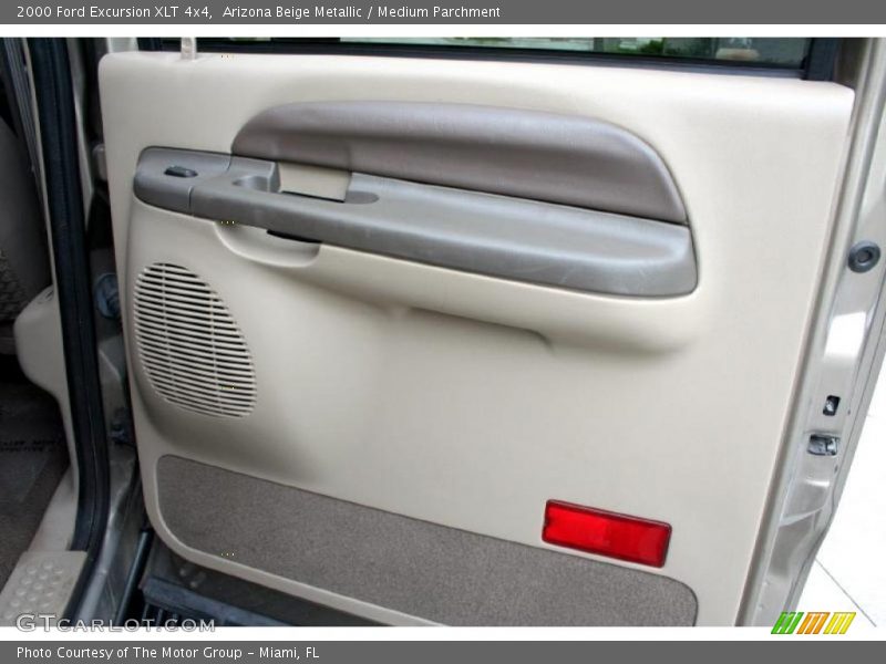 Arizona Beige Metallic / Medium Parchment 2000 Ford Excursion XLT 4x4
