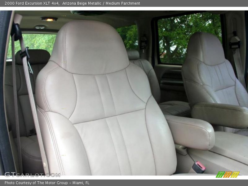 Arizona Beige Metallic / Medium Parchment 2000 Ford Excursion XLT 4x4
