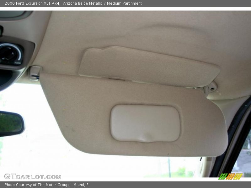 Arizona Beige Metallic / Medium Parchment 2000 Ford Excursion XLT 4x4