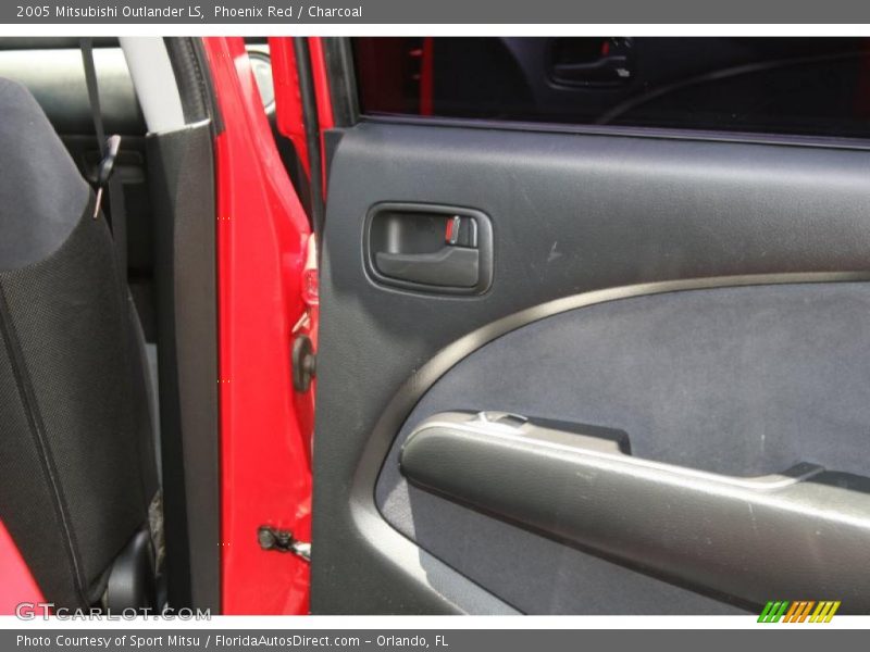 Phoenix Red / Charcoal 2005 Mitsubishi Outlander LS