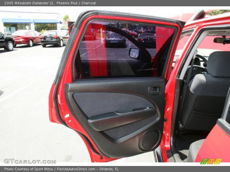 Phoenix Red / Charcoal 2005 Mitsubishi Outlander LS