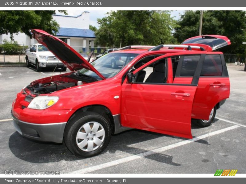 Phoenix Red / Charcoal 2005 Mitsubishi Outlander LS