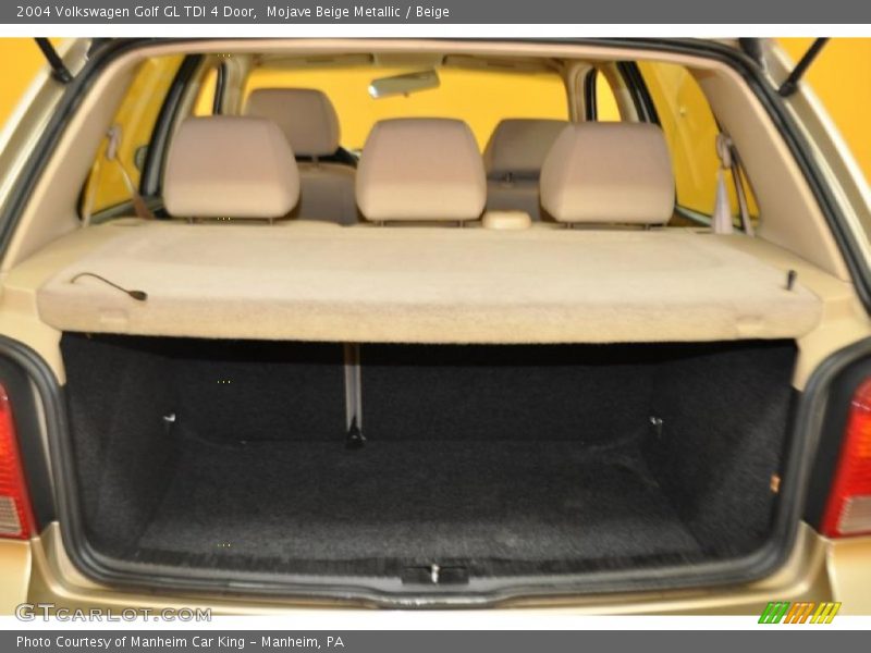 Mojave Beige Metallic / Beige 2004 Volkswagen Golf GL TDI 4 Door