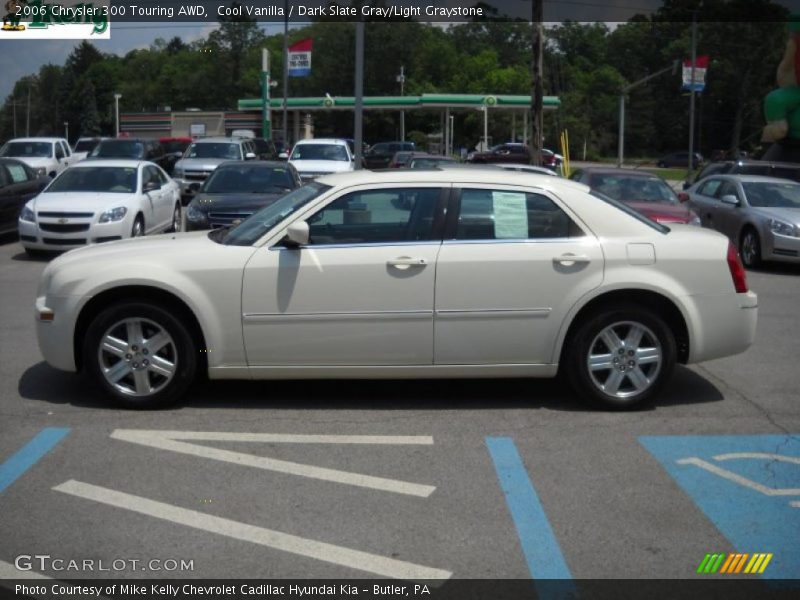 Cool Vanilla / Dark Slate Gray/Light Graystone 2006 Chrysler 300 Touring AWD