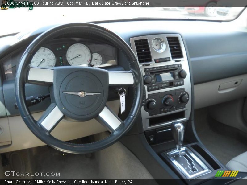 Cool Vanilla / Dark Slate Gray/Light Graystone 2006 Chrysler 300 Touring AWD