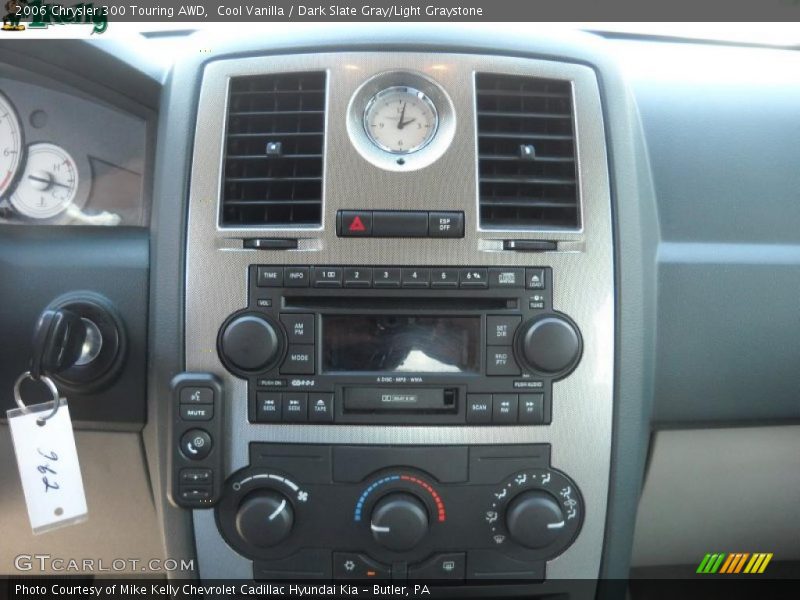 Cool Vanilla / Dark Slate Gray/Light Graystone 2006 Chrysler 300 Touring AWD