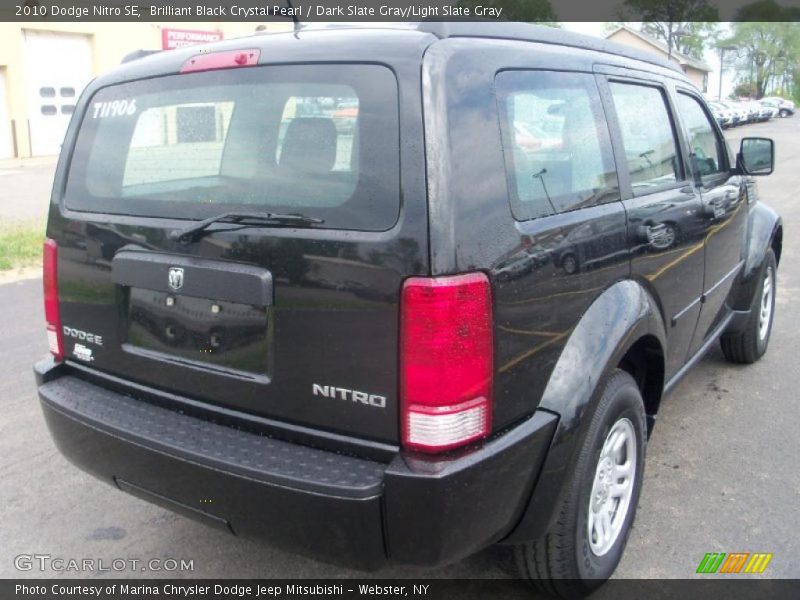 Brilliant Black Crystal Pearl / Dark Slate Gray/Light Slate Gray 2010 Dodge Nitro SE