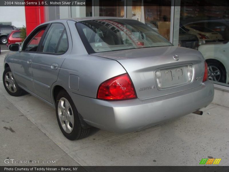 Molten Silver / Taupe 2004 Nissan Sentra 1.8 S