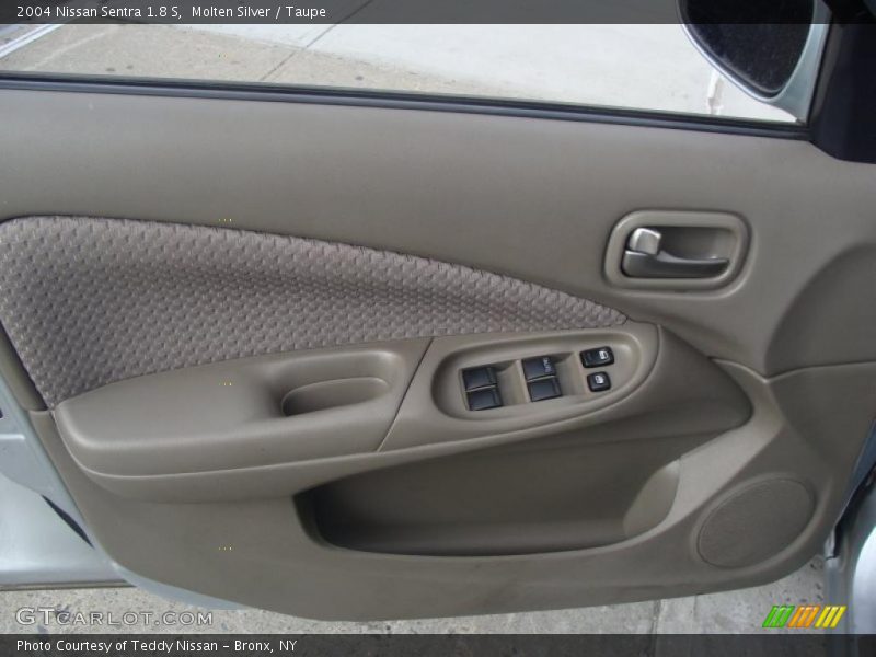 Molten Silver / Taupe 2004 Nissan Sentra 1.8 S